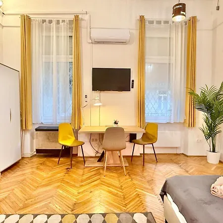 Apartment The Poet's